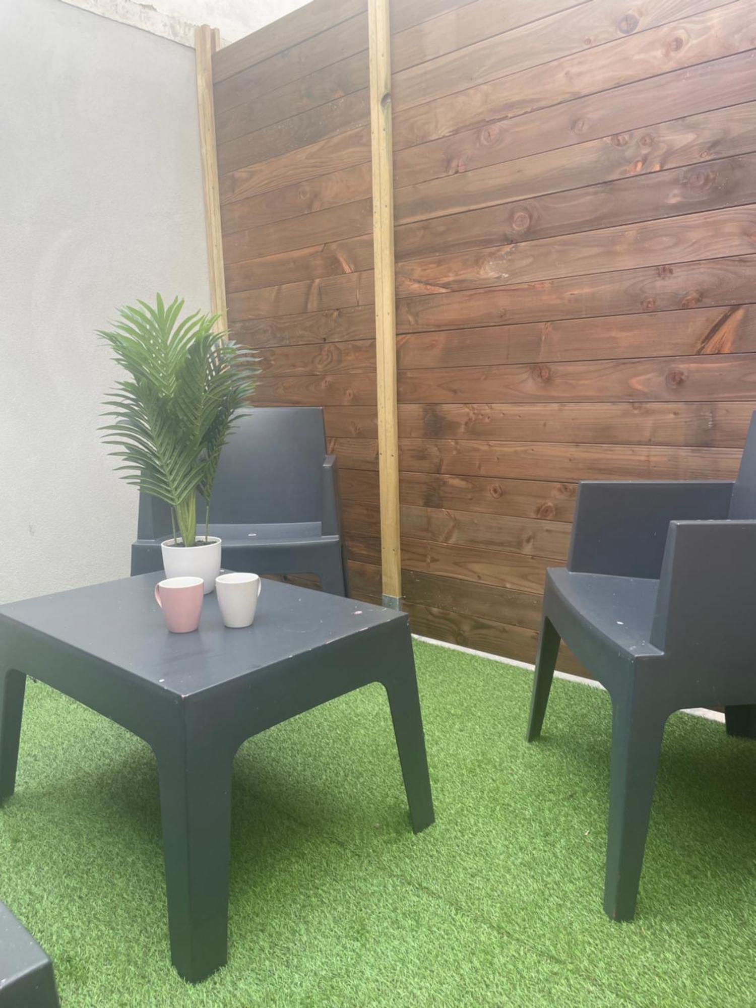 Studio Cosy Avec Terrasse, Proche Chantiers Et Airbus Saint-Nazaire  Exterior photo